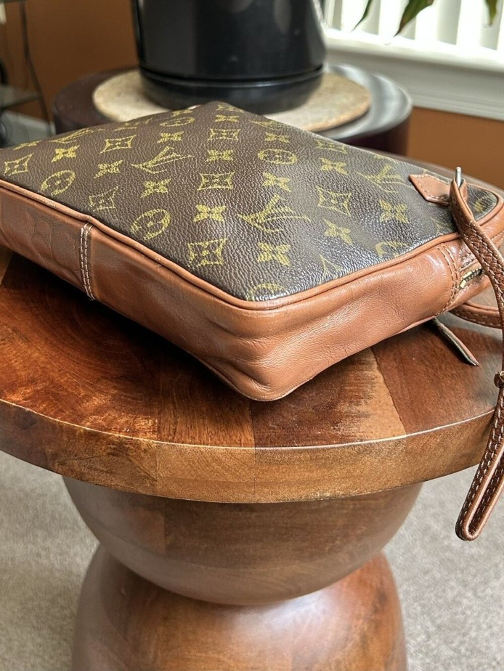LOUIS VUITTON Monogram Pouch Clutch Wristlet - Picture 13 of 13